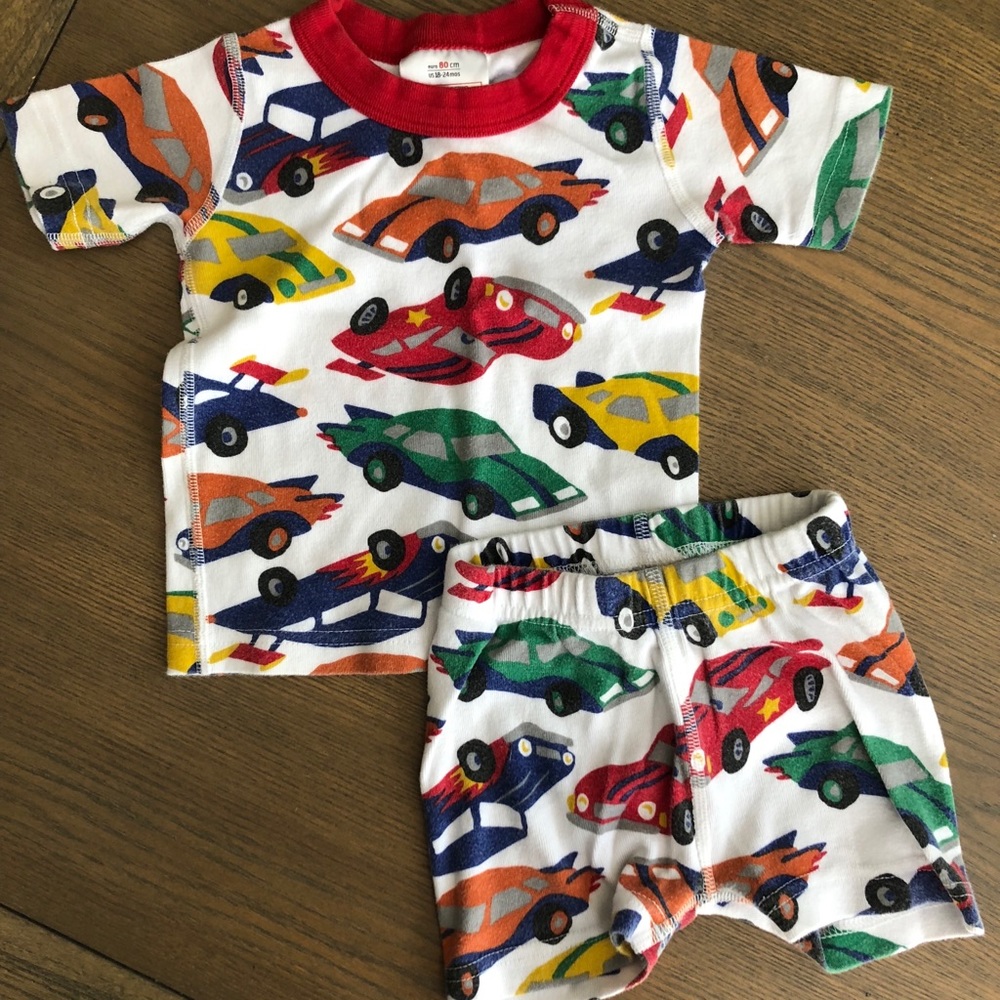 Race Car short pajama set from Hanna Andersson